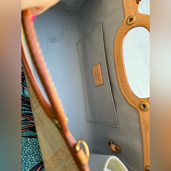 Louis Vuitton Roxbury Drive Perle Monogram Vernis - Picture 11 of 14